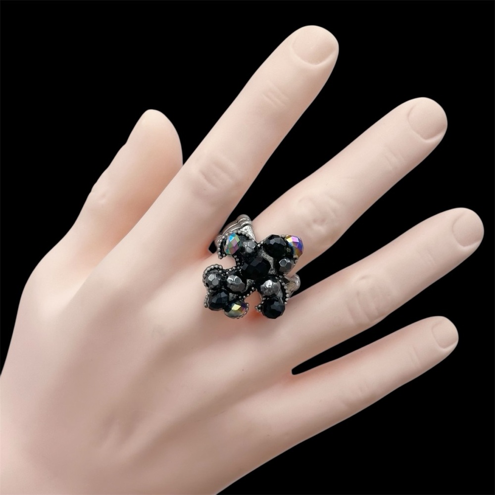 Fleur De Lis Beaded Cocktail Stretch Ring